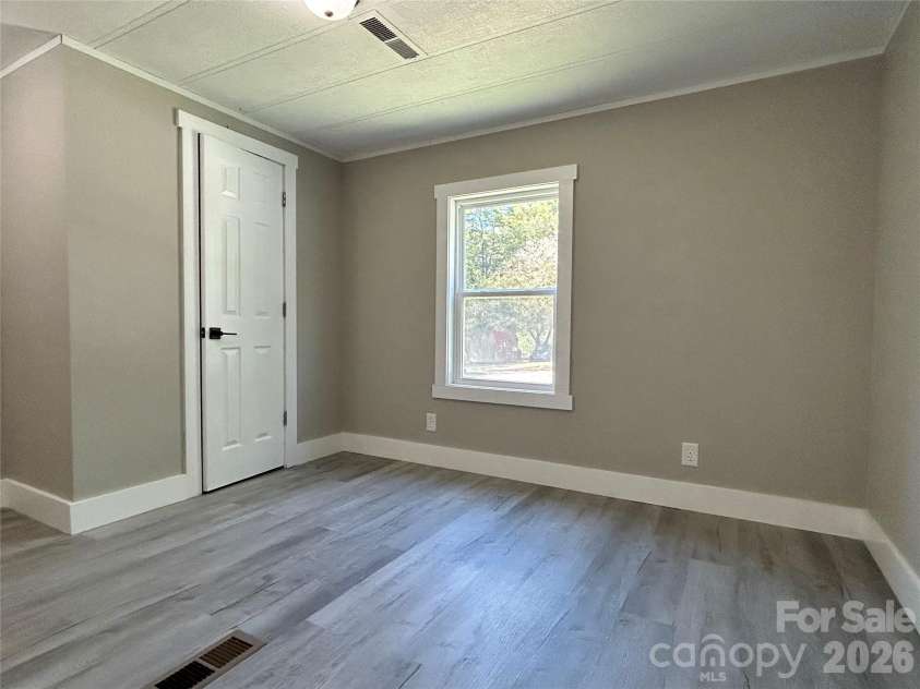 116 Washington Street, York, SC 29745.  MLS# CAR4429947, YatesRealty ID 54826. Second Bedroom