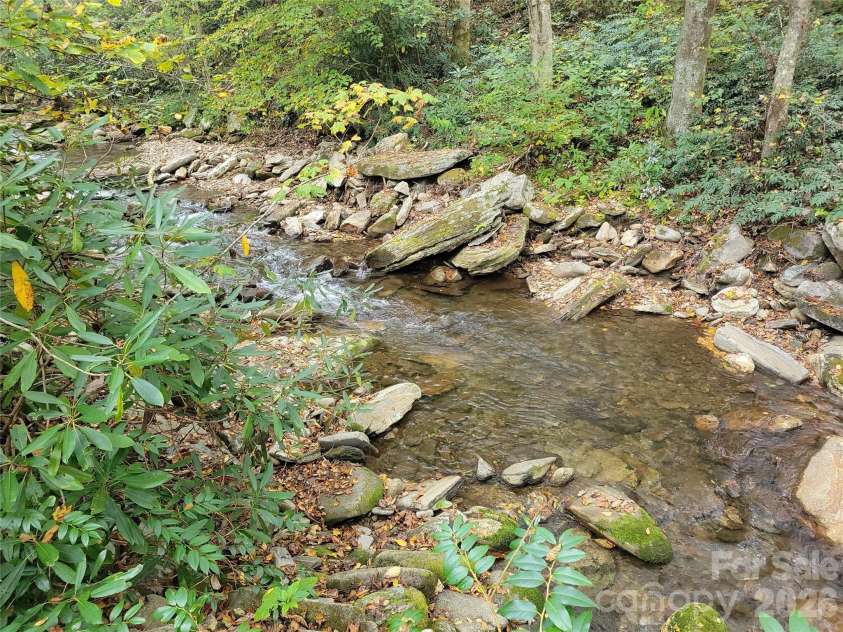 1061 Caldwell Drive, Maggie Valley, NC 28751.  MLS# CAR4429687, YatesRealty ID 54829. 