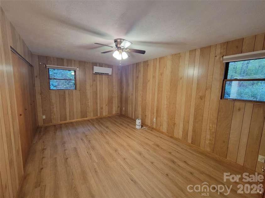 1061 Caldwell Drive, Maggie Valley, NC 28751.  MLS# CAR4429687, YatesRealty ID 54829. 