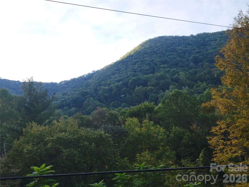 1061 Caldwell Drive, Maggie Valley, NC 28751.  MLS# CAR4429687, YatesRealty ID 54829. 
