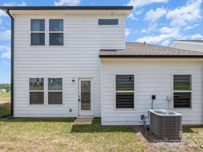 29060 Low Country Lane, Lancaster, SC 29720.  MLS# CAR4164213, YatesRealty ID 5483. 