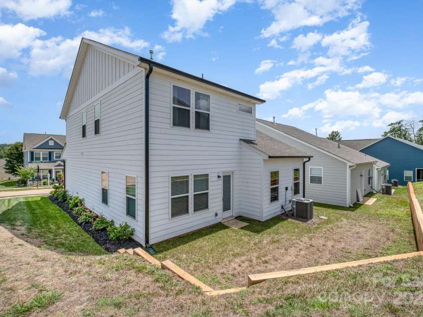 29060 Low Country Lane, Lancaster, SC 29720.  MLS# CAR4164213, YatesRealty ID 5483. 