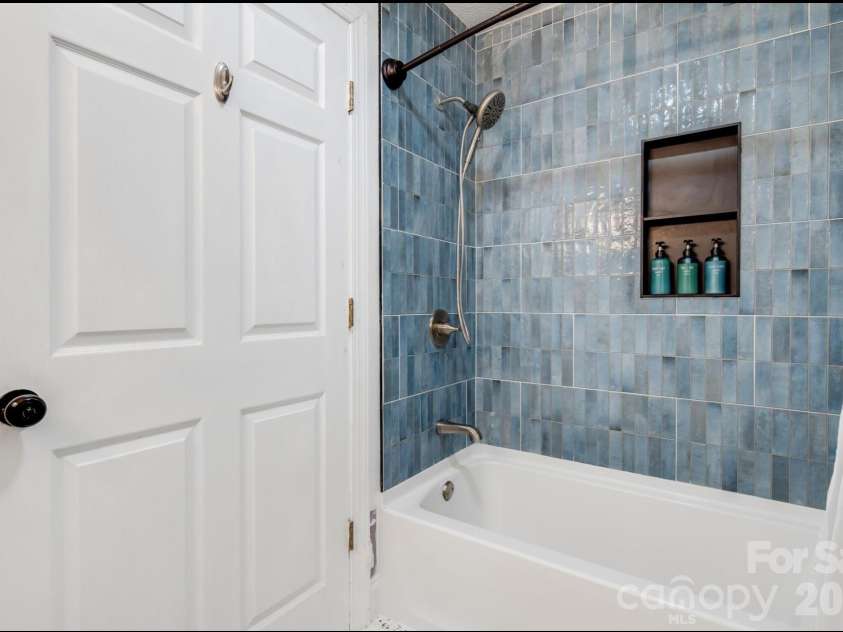 29 Miranda Knoll, Leicester, NC 28748.  MLS# CAR4431431, YatesRealty ID 54830. 