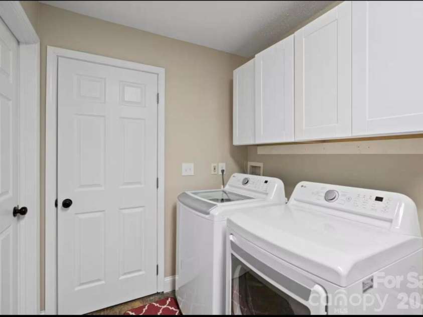 29 Miranda Knoll, Leicester, NC 28748.  MLS# CAR4431431, YatesRealty ID 54830. 