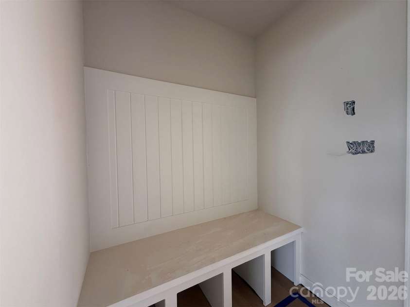 2143 Camber Drive, Gastonia, NC 28054.  MLS# CAR4429903, YatesRealty ID 54832. Mud Room