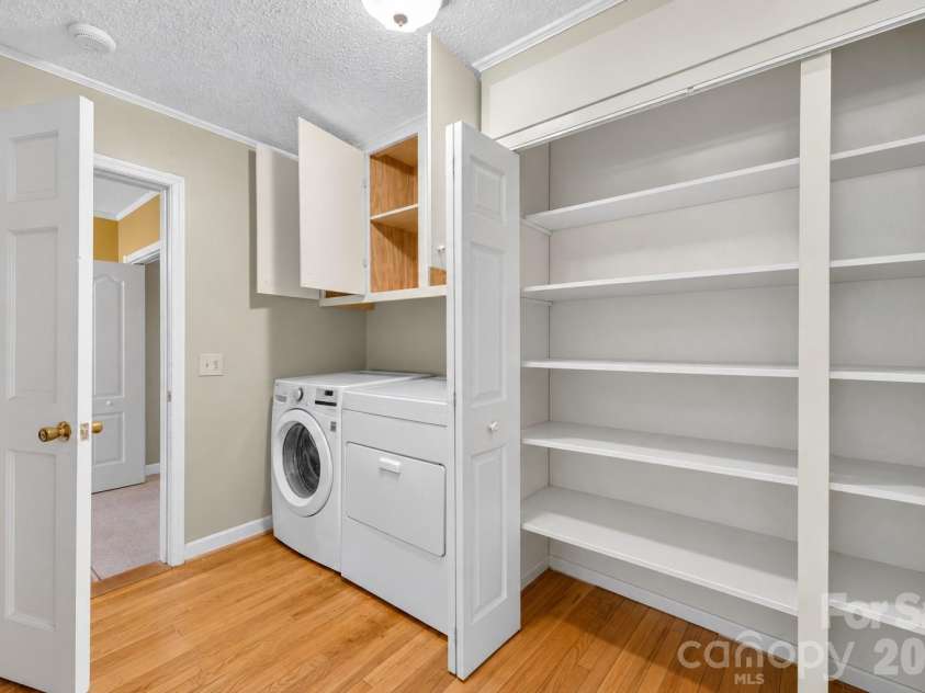 127 Kamala Road, Kershaw, SC 29067.  MLS# CAR4425627, YatesRealty ID 54835. Laundry room