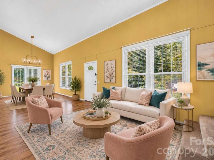 127 Kamala Road, Kershaw, SC 29067.  MLS# CAR4425627, YatesRealty ID 54835. Living/dinning area -VIRTUALLY STAGED