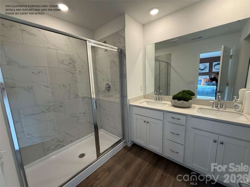 624 Sparano Loop, York, SC 29745.  MLS# CAR4346494, YatesRealty ID 5484. Primary Bathroom.