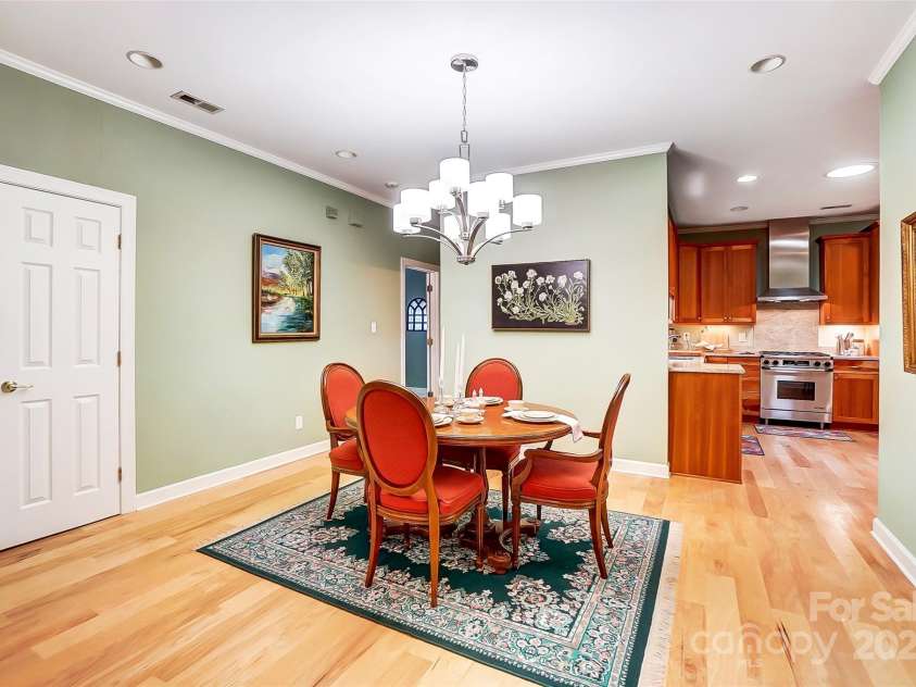 8405 Olde Troon Drive, Charlotte, NC 28277.  MLS# CAR4218471, YatesRealty ID 5484. 