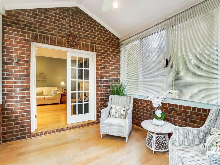 8405 Olde Troon Drive, Charlotte, NC 28277.  MLS# CAR4218471, YatesRealty ID 5484. 