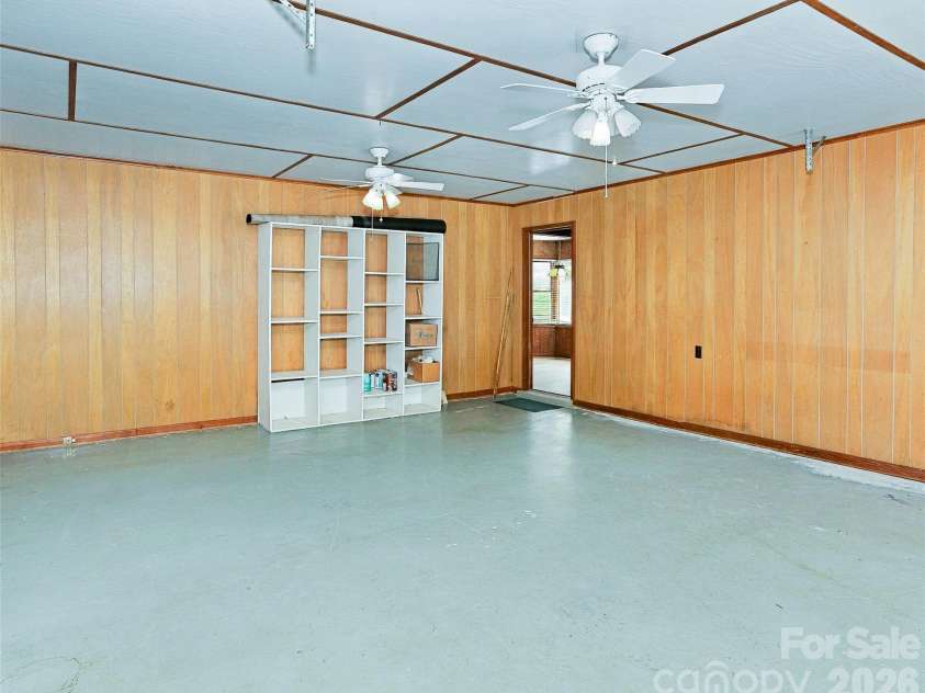 5810 Us 23 Highway, Mars Hill, NC 28754.  MLS# CAR4430509, YatesRealty ID 54840. 