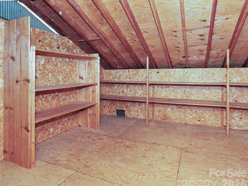 5810 Us 23 Highway, Mars Hill, NC 28754.  MLS# CAR4430509, YatesRealty ID 54840. 