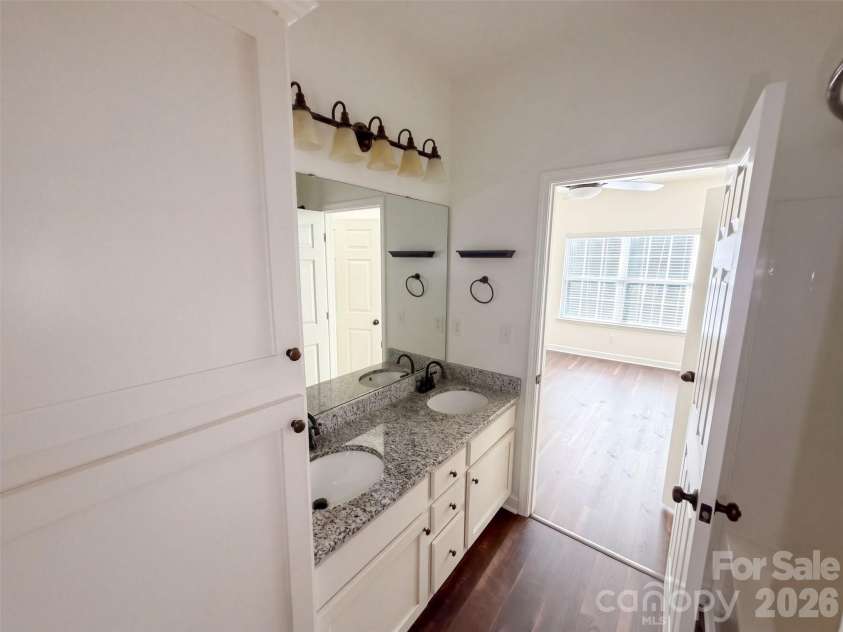 361 Valley Brook Lane, Concord, NC 28025.  MLS# CAR4431035, YatesRealty ID 54841. 