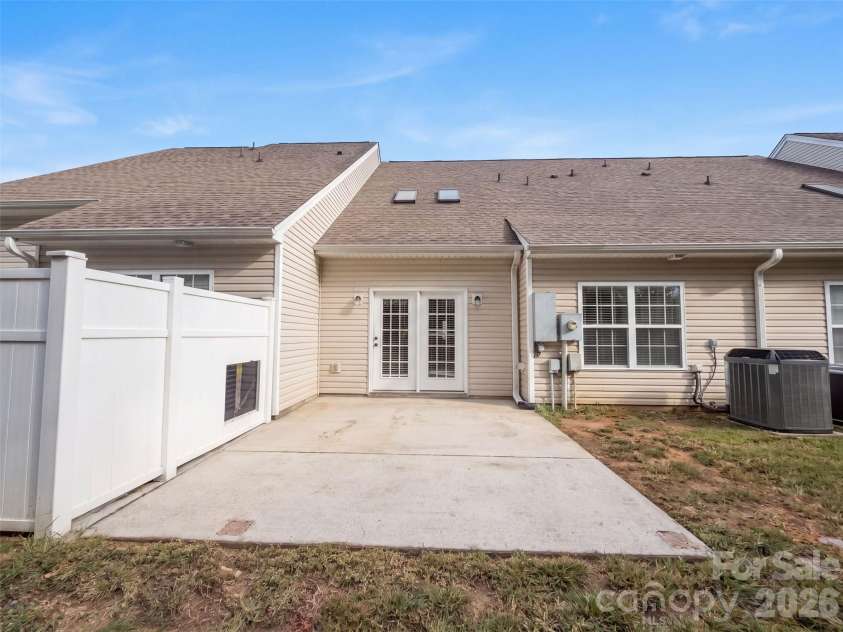 361 Valley Brook Lane, Concord, NC 28025.  MLS# CAR4431035, YatesRealty ID 54841. 
