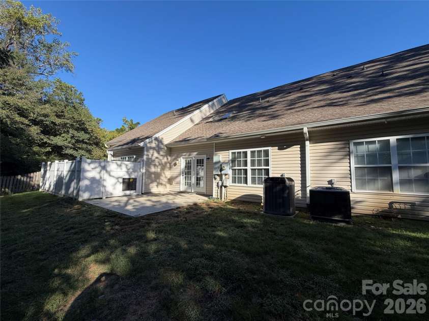 361 Valley Brook Lane, Concord, NC 28025.  MLS# CAR4431035, YatesRealty ID 54841. 