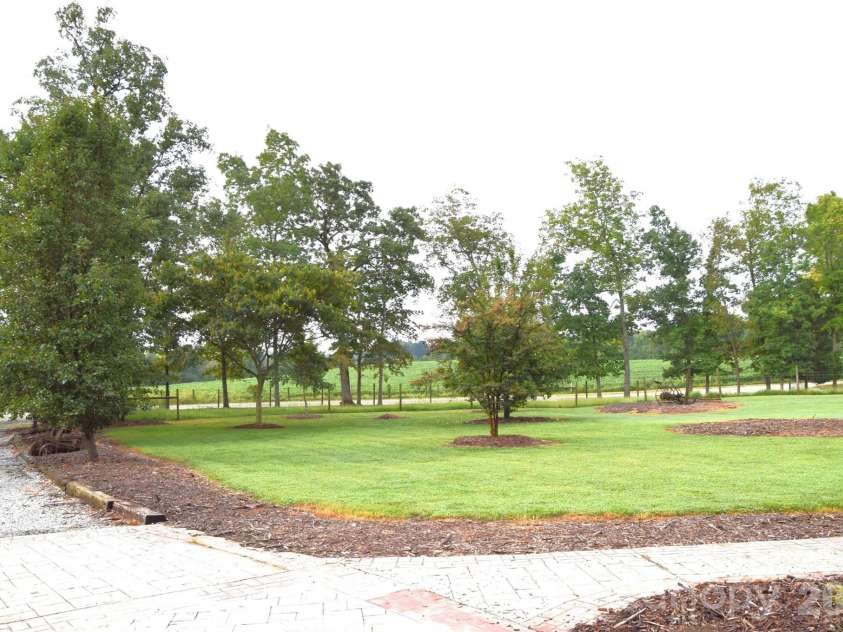 5410 Tobacco Road, Trinity, NC 27370.  MLS# CAR4429700, YatesRealty ID 54845. 