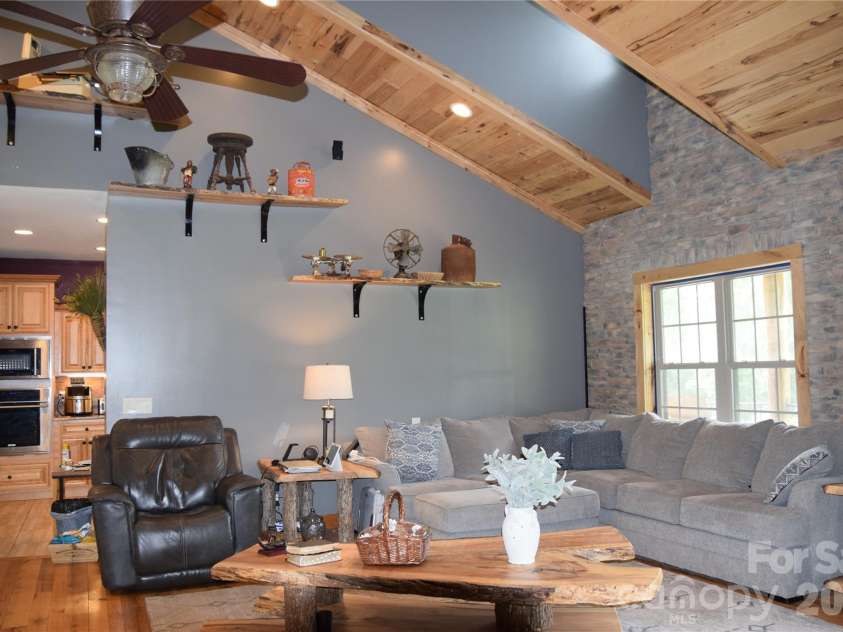 5410 Tobacco Road, Trinity, NC 27370.  MLS# CAR4429700, YatesRealty ID 54845. 