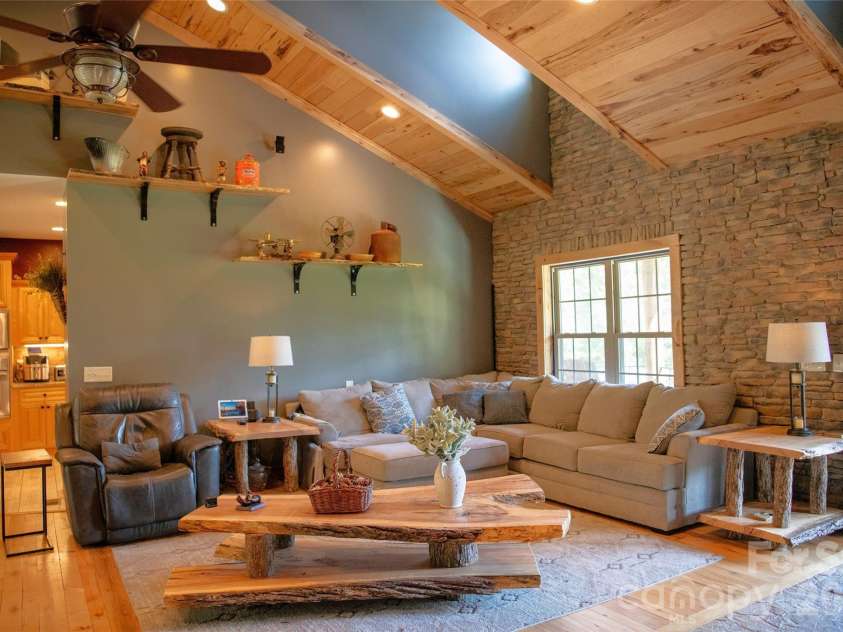 5410 Tobacco Road, Trinity, NC 27370.  MLS# CAR4429700, YatesRealty ID 54845. 
