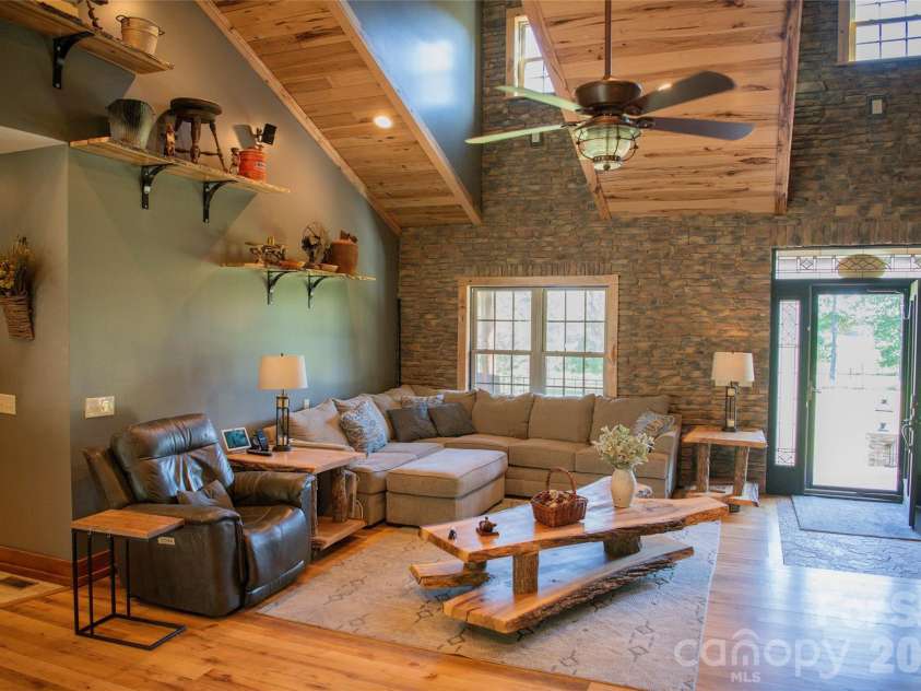 5410 Tobacco Road, Trinity, NC 27370.  MLS# CAR4429700, YatesRealty ID 54845. 