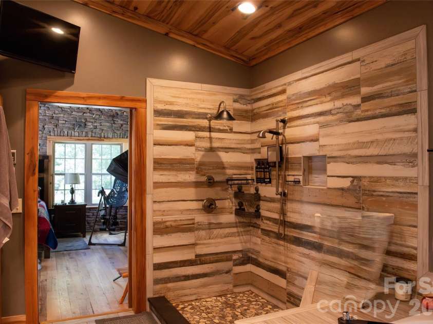 5410 Tobacco Road, Trinity, NC 27370.  MLS# CAR4429700, YatesRealty ID 54845. 