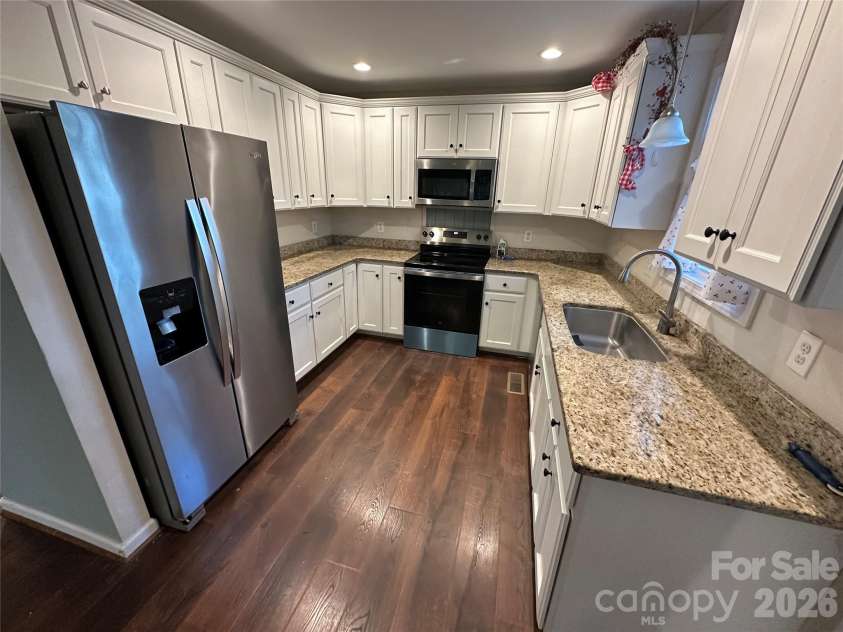 177 Pinehaven Drive, New London, NC 28127.  MLS# CAR4431526, YatesRealty ID 54846. 