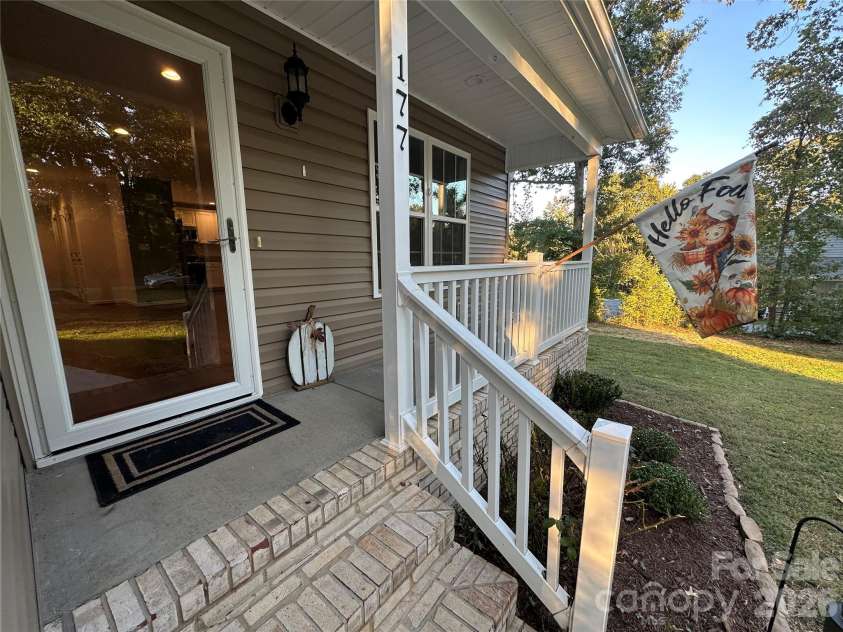 177 Pinehaven Drive, New London, NC 28127.  MLS# CAR4431526, YatesRealty ID 54846. 