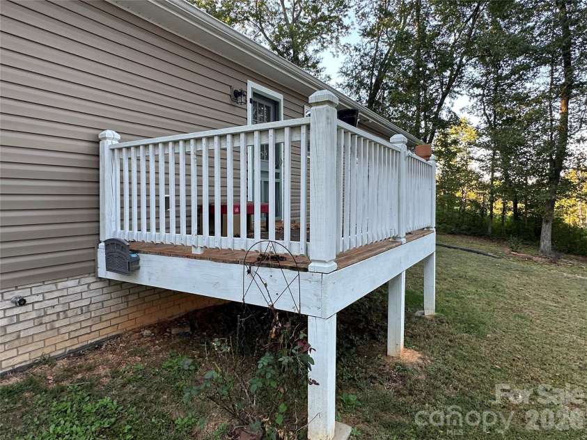 177 Pinehaven Drive, New London, NC 28127.  MLS# CAR4431526, YatesRealty ID 54846. 