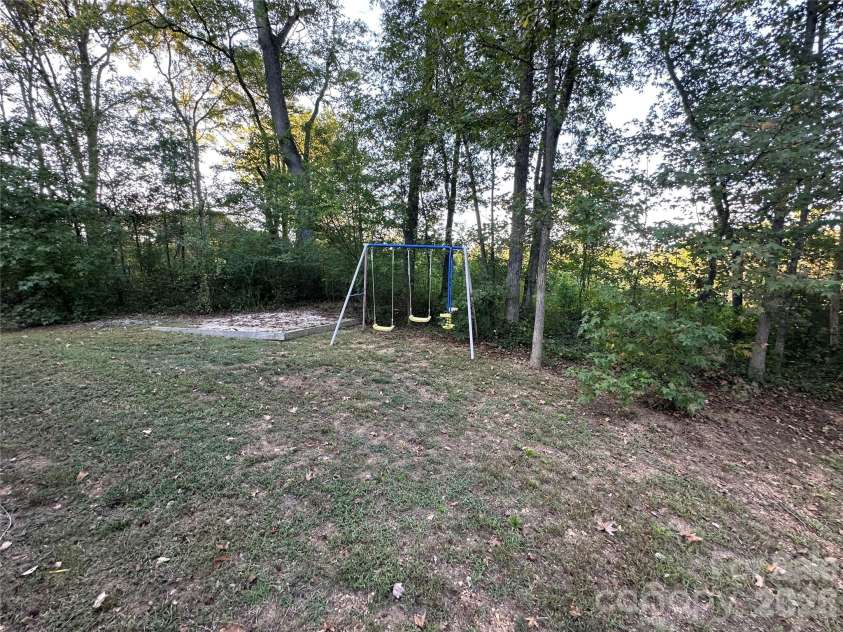 177 Pinehaven Drive, New London, NC 28127.  MLS# CAR4431526, YatesRealty ID 54846. 