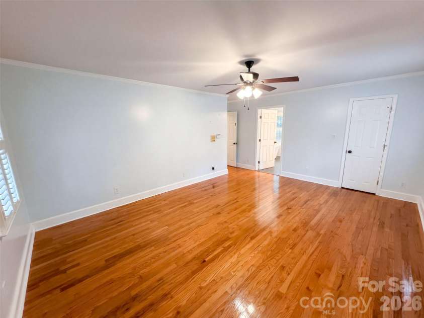 4412 Lazy Drive, Charlotte, NC 28215.  MLS# CAR4431553, YatesRealty ID 54847. 