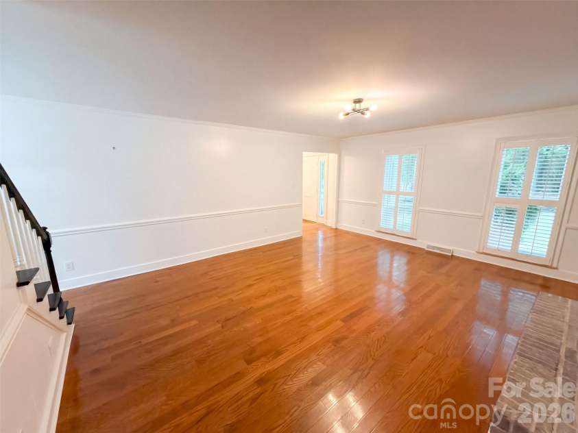 4412 Lazy Drive, Charlotte, NC 28215.  MLS# CAR4431553, YatesRealty ID 54847. 