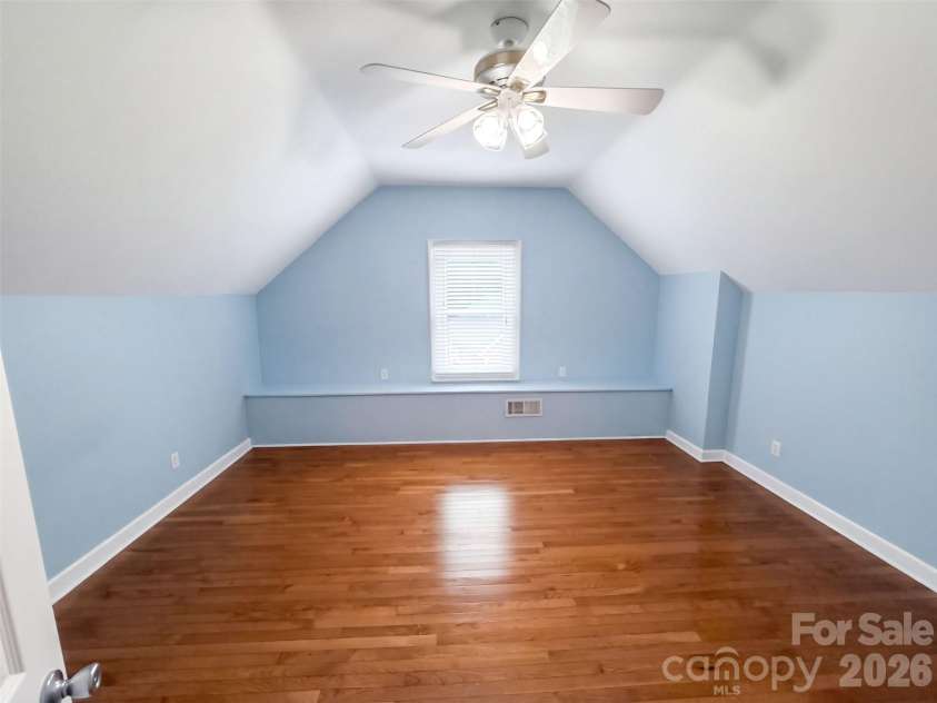 4412 Lazy Drive, Charlotte, NC 28215.  MLS# CAR4431553, YatesRealty ID 54847. 