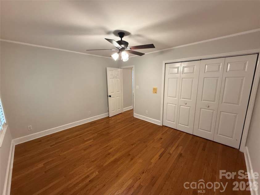 4412 Lazy Drive, Charlotte, NC 28215.  MLS# CAR4431553, YatesRealty ID 54847. 