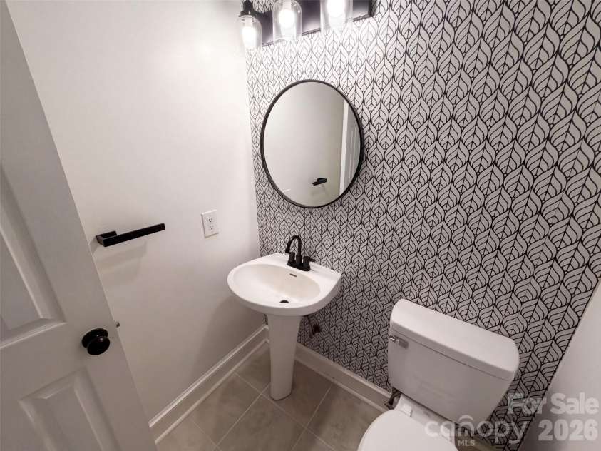 4412 Lazy Drive, Charlotte, NC 28215.  MLS# CAR4431553, YatesRealty ID 54847. 