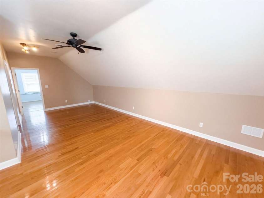 4412 Lazy Drive, Charlotte, NC 28215.  MLS# CAR4431553, YatesRealty ID 54847. 