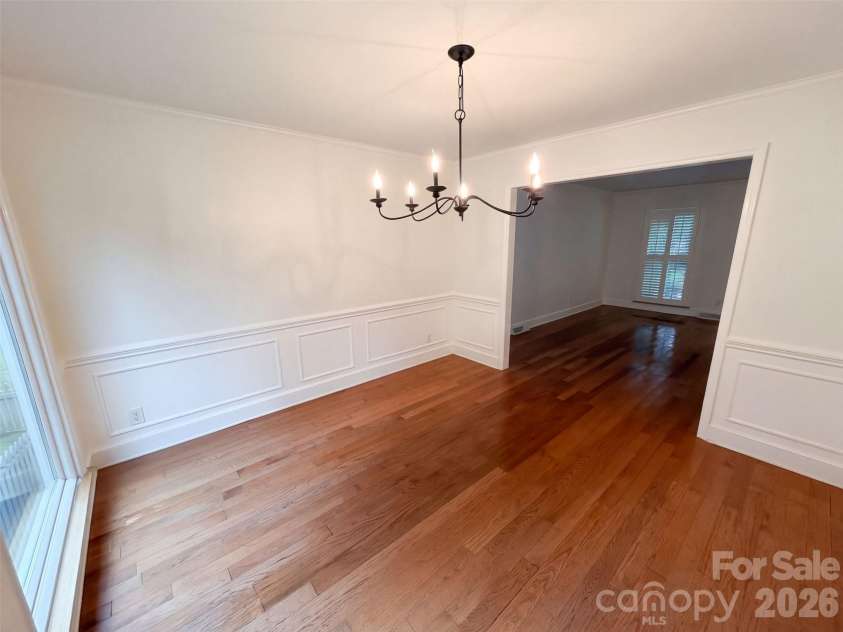 4412 Lazy Drive, Charlotte, NC 28215.  MLS# CAR4431553, YatesRealty ID 54847. 