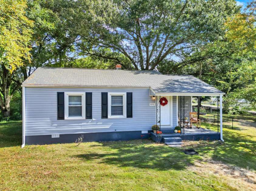 1656 Oakridge Meadows Court, Rock Hill, SC 29732.  MLS# CAR4429407, YatesRealty ID 54848. 