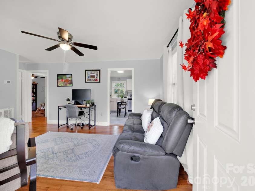 1656 Oakridge Meadows Court, Rock Hill, SC 29732.  MLS# CAR4429407, YatesRealty ID 54848. 