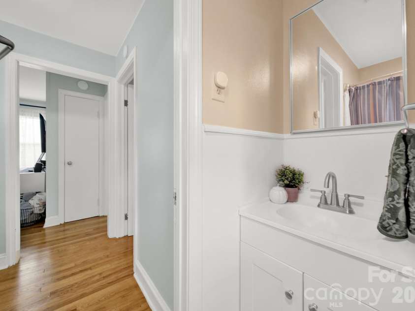 1656 Oakridge Meadows Court, Rock Hill, SC 29732.  MLS# CAR4429407, YatesRealty ID 54848. 