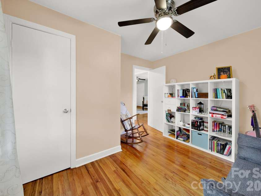 1656 Oakridge Meadows Court, Rock Hill, SC 29732.  MLS# CAR4429407, YatesRealty ID 54848. 