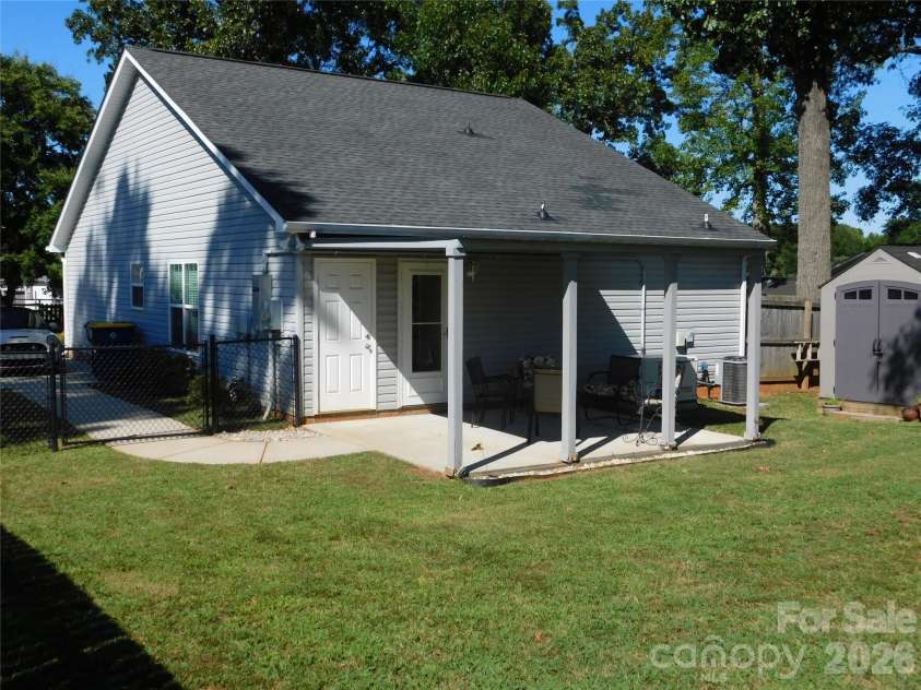 47 Linford Street, Belmont, NC 28012.  MLS# CAR4431571, YatesRealty ID 54850. 