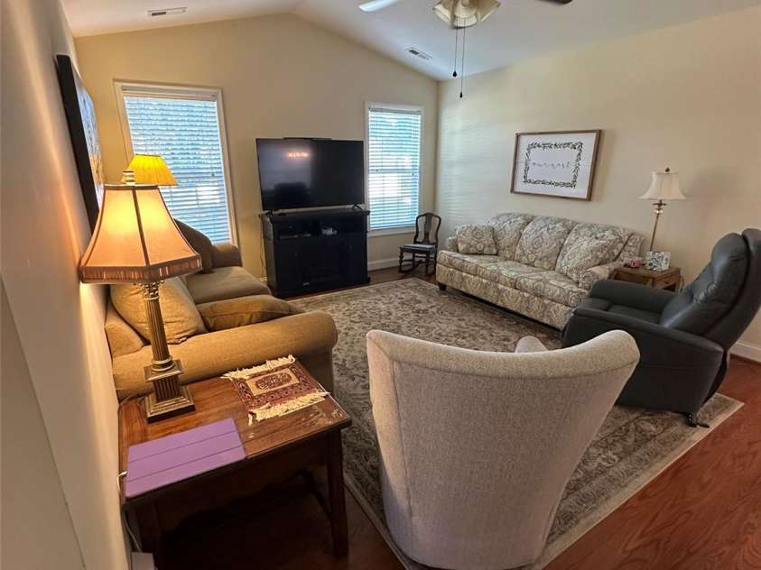 47 Linford Street, Belmont, NC 28012.  MLS# CAR4431571, YatesRealty ID 54850. 