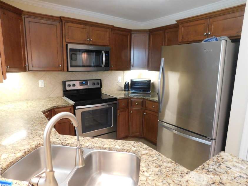 47 Linford Street, Belmont, NC 28012.  MLS# CAR4431571, YatesRealty ID 54850. 