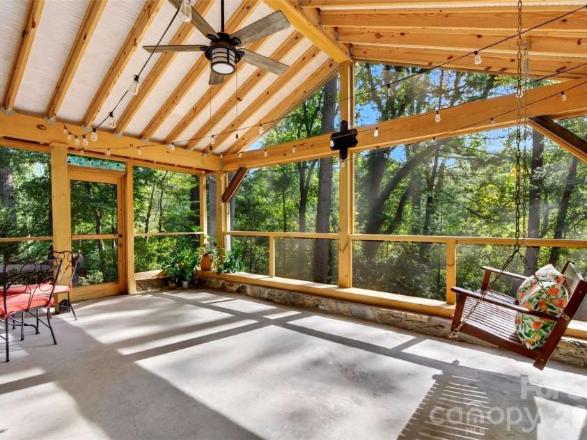 14 Willow Road, Asheville, NC 28804.  MLS# CAR4429269, YatesRealty ID 54853. Enjoy the outdoors