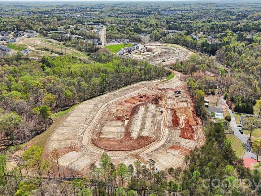 1670 Hubert Graham Way, Tega Cay, SC 29708.  MLS# CAR4431599, YatesRealty ID 54855. River Falls Community