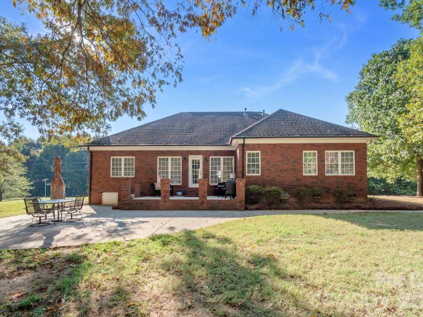 4227 Pigg Mattox Road, Monroe, NC 28112.  MLS# CAR4431495, YatesRealty ID 54856. 