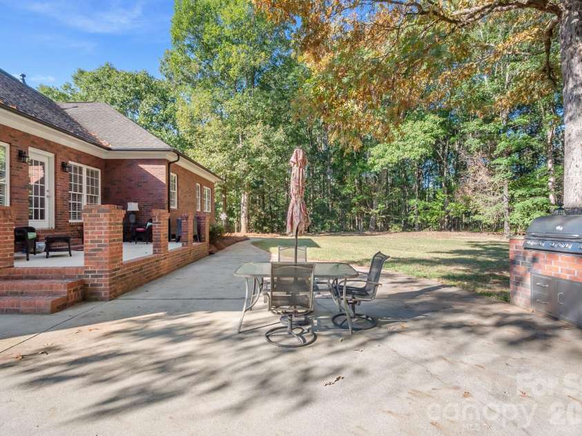 4227 Pigg Mattox Road, Monroe, NC 28112.  MLS# CAR4431495, YatesRealty ID 54856. 