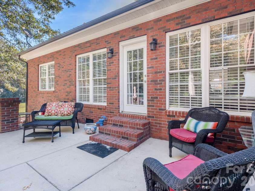 4227 Pigg Mattox Road, Monroe, NC 28112.  MLS# CAR4431495, YatesRealty ID 54856. 