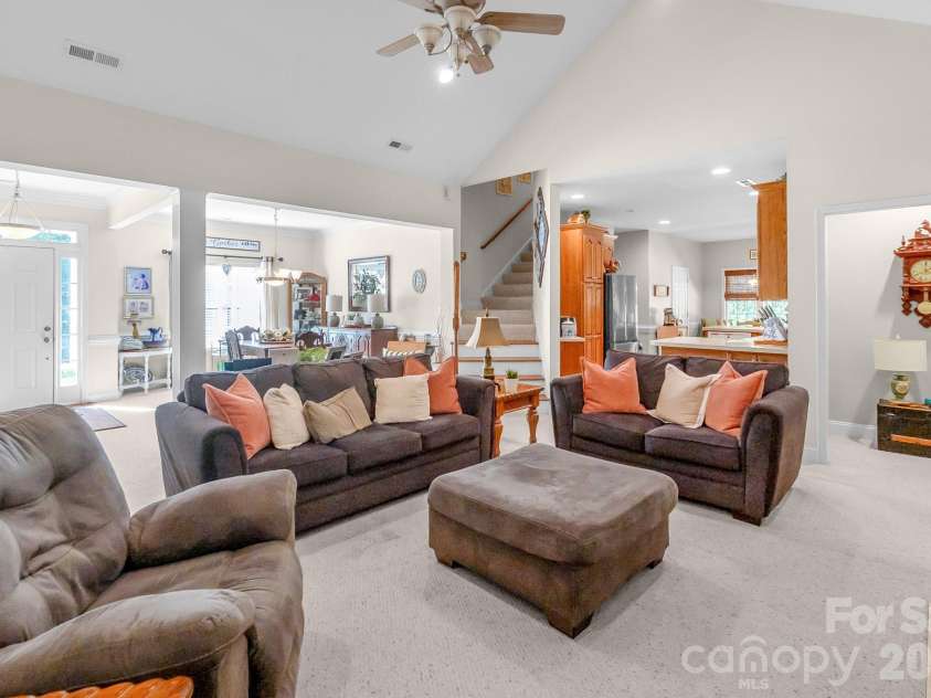 4227 Pigg Mattox Road, Monroe, NC 28112.  MLS# CAR4431495, YatesRealty ID 54856. 