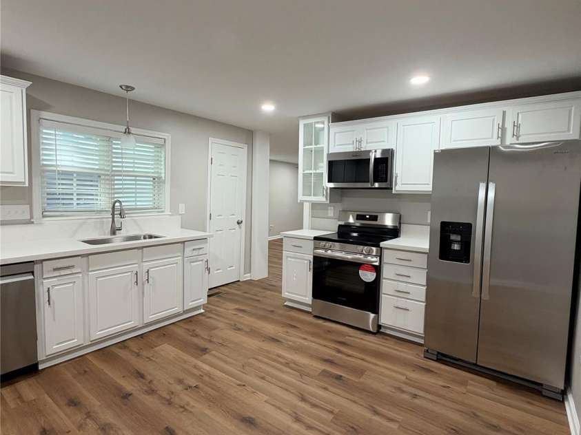 1015 4th Avenue, Gastonia, NC 28052.  MLS# CAR4431617, YatesRealty ID 54858. 