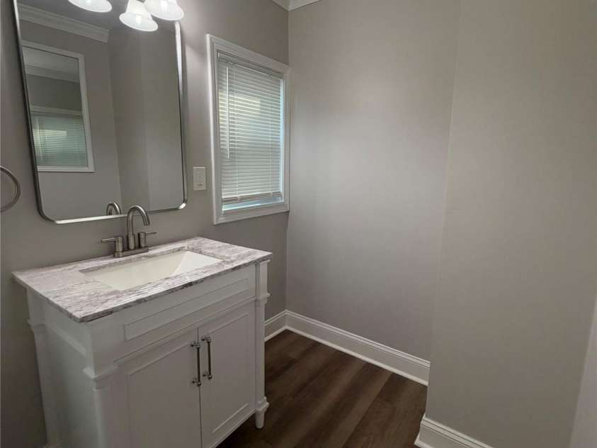 1015 4th Avenue, Gastonia, NC 28052.  MLS# CAR4431617, YatesRealty ID 54858. 